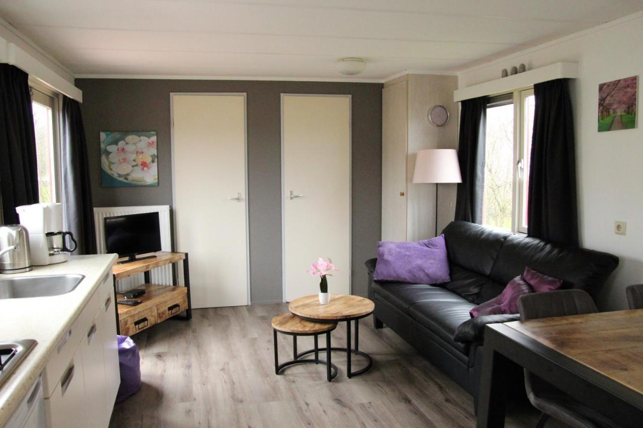Hofgalow Chalet Op Camping "De Stal" Drijber Esterno foto