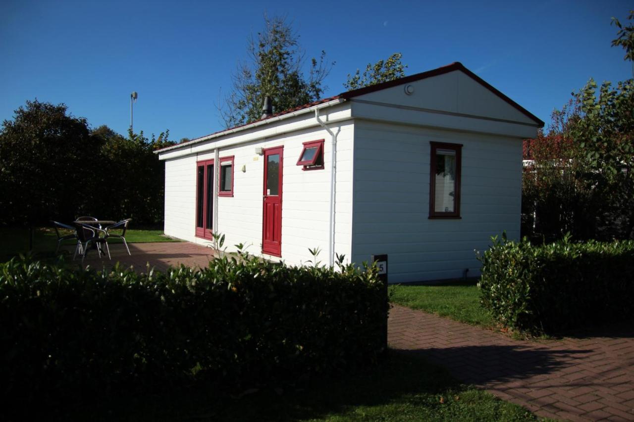 Hofgalow Chalet Op Camping "De Stal" Drijber Esterno foto
